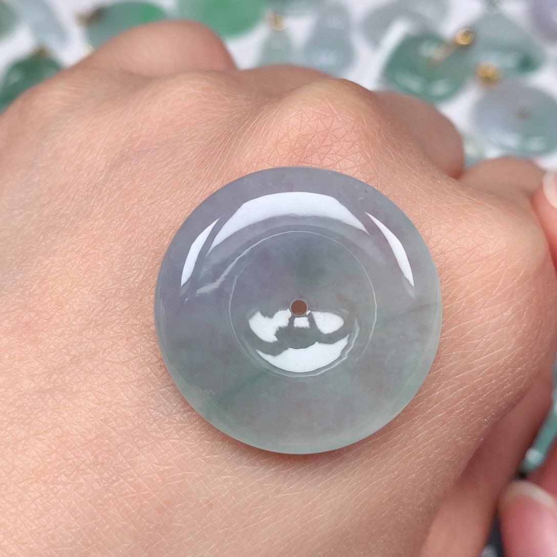 翡翠颈饰未镶嵌平安扣A