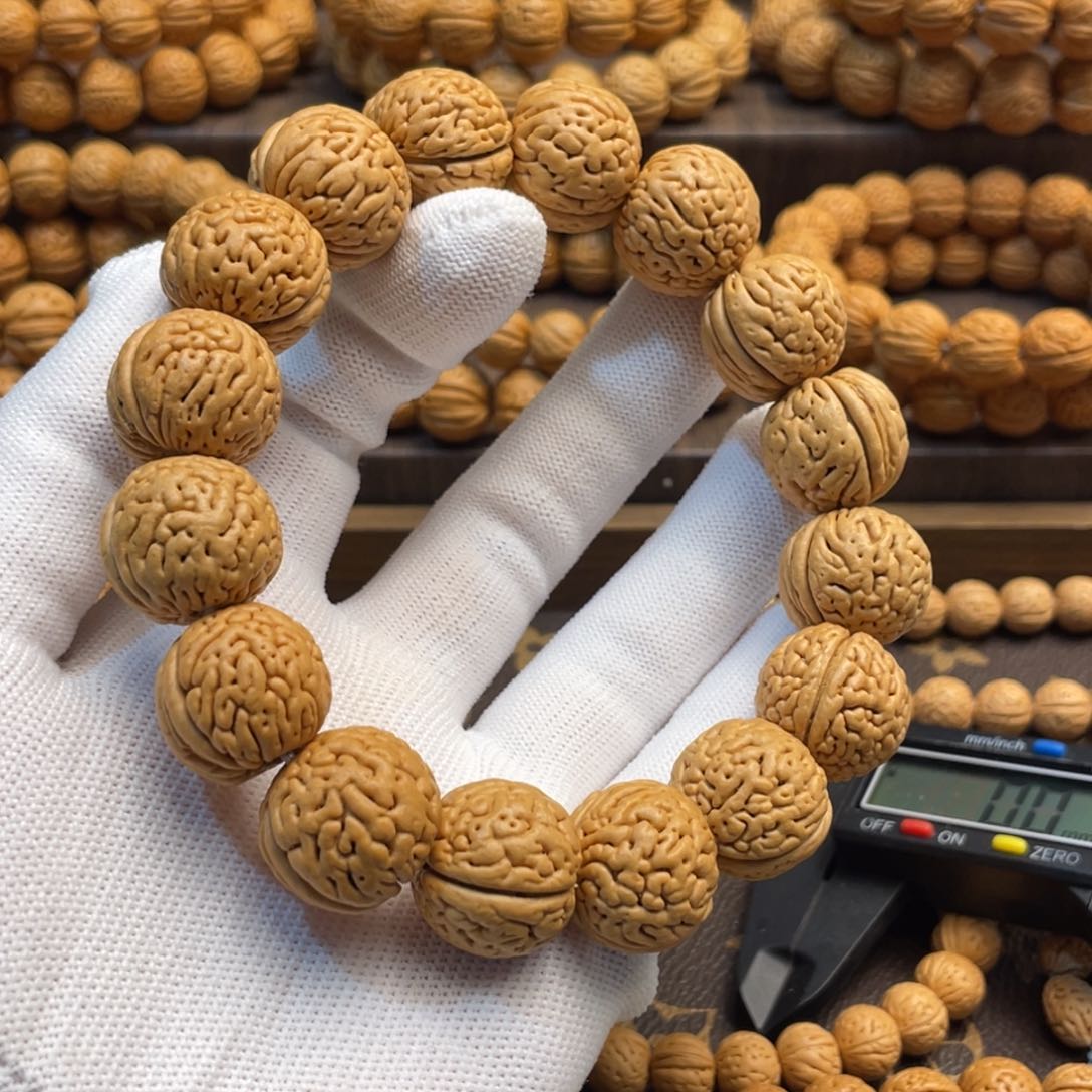 手串桃核人**戏盘锦肌肉纹