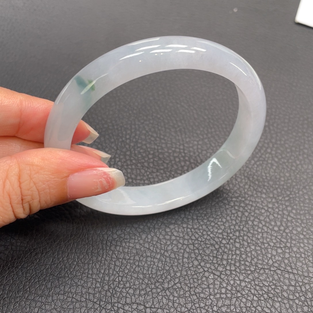 翡翠手镯（贵妃镯）未镶嵌60