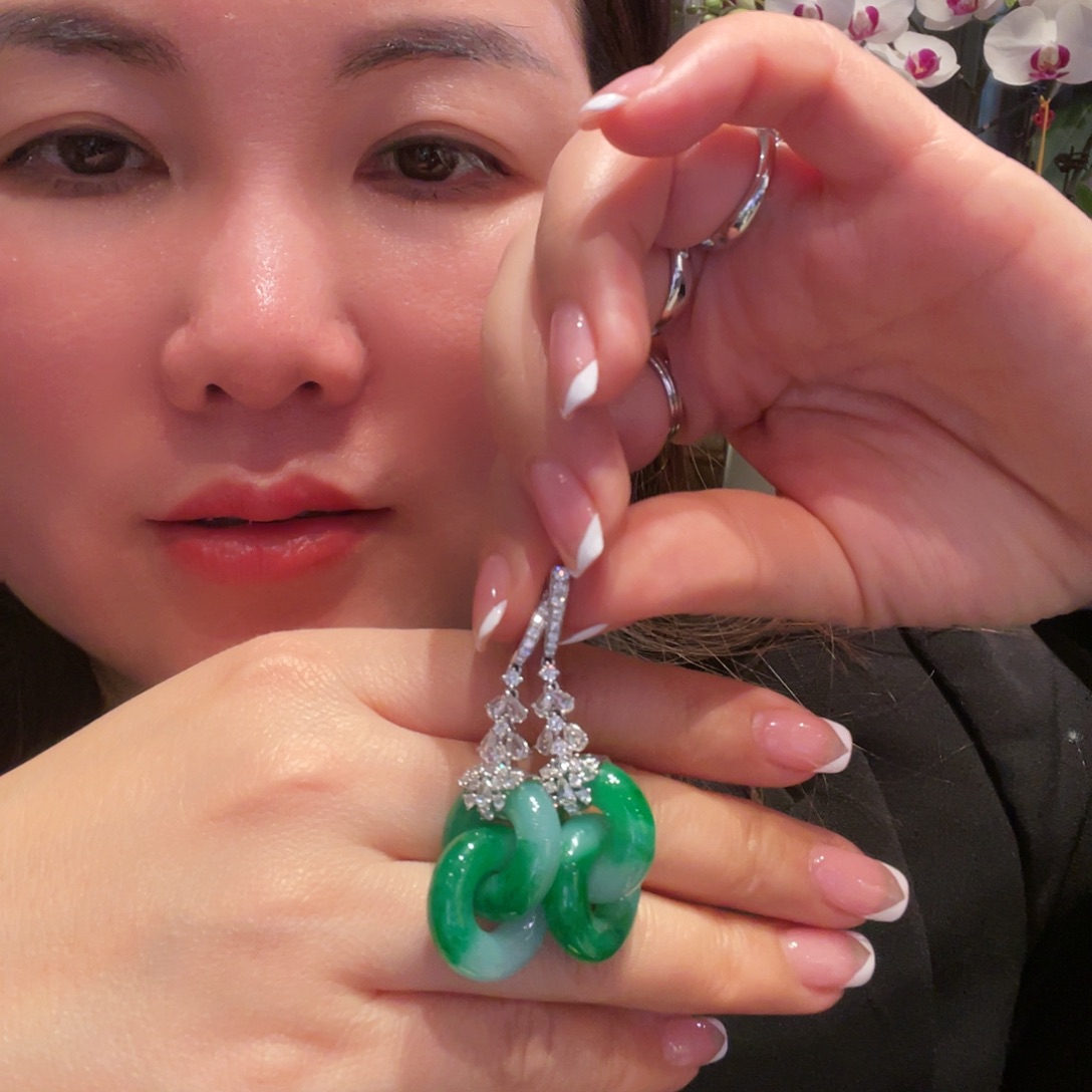 翡翠耳饰18K金镶嵌缅甸翡翠阳绿环环相扣