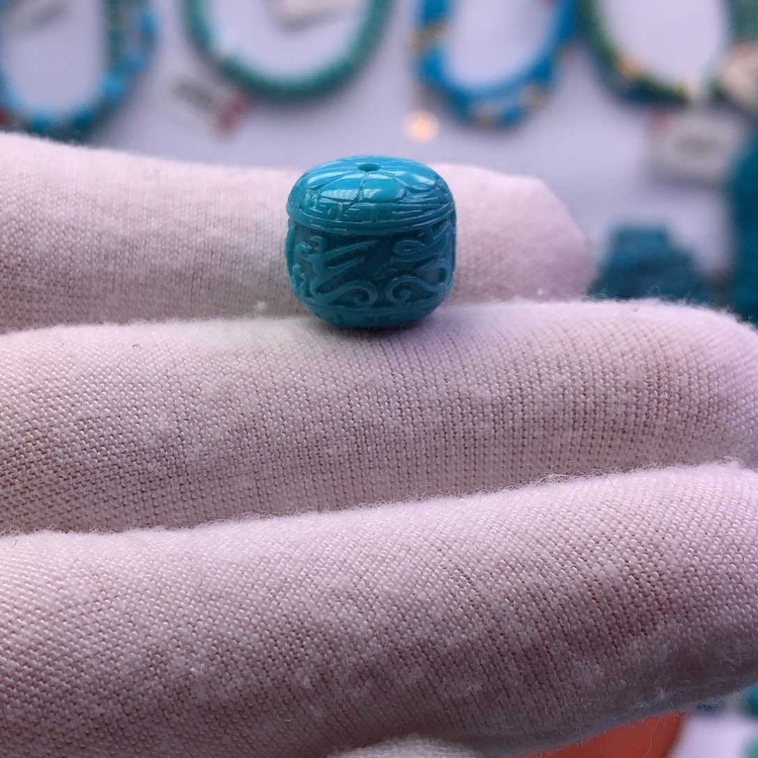 绿松石未镶嵌雕刻12