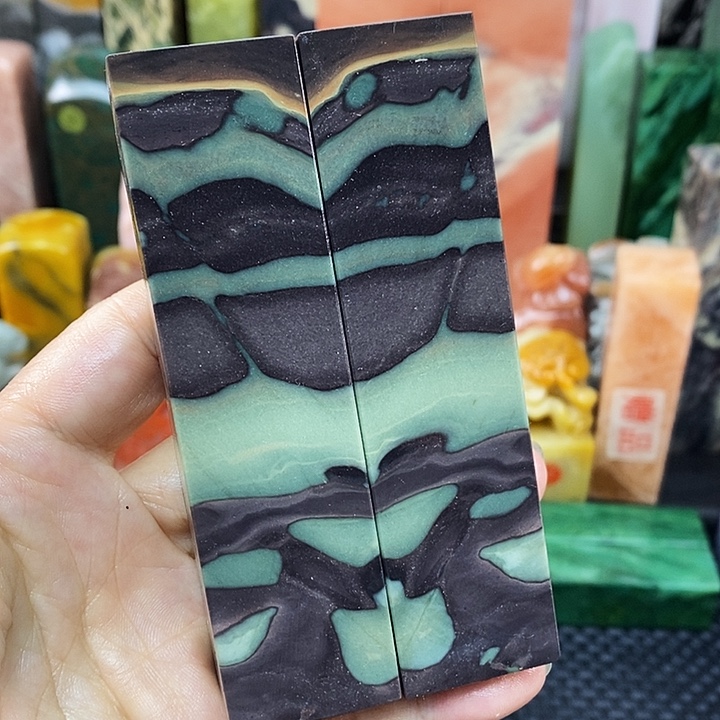 青田石印石贵州石头