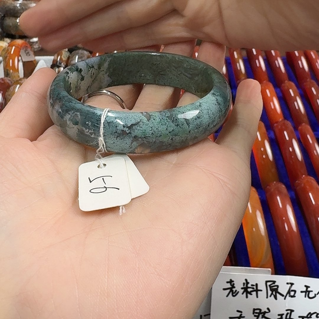 玛瑙/玉髓未镶嵌手镯特价不退不换