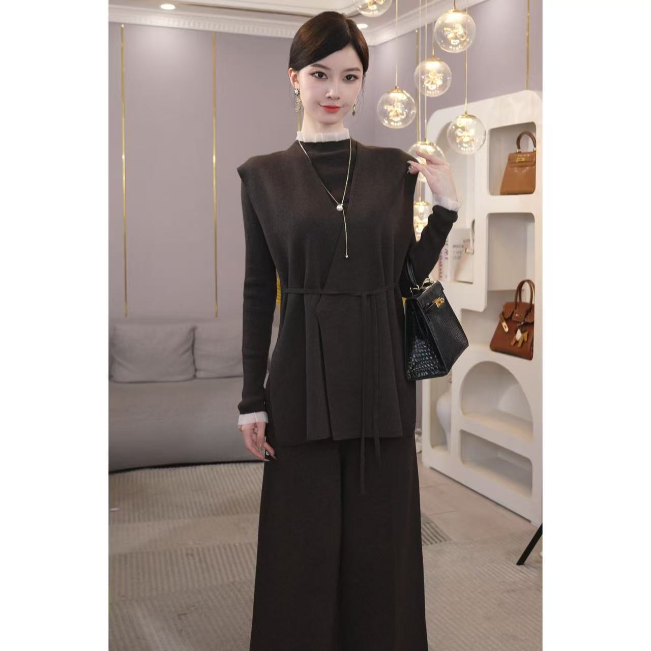 2026秋冬新款【8403】含绵羊毛洋气中长款外搭深茶棕无袖针织马甲女