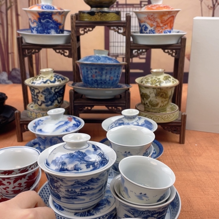陶摆件青花山水十件套