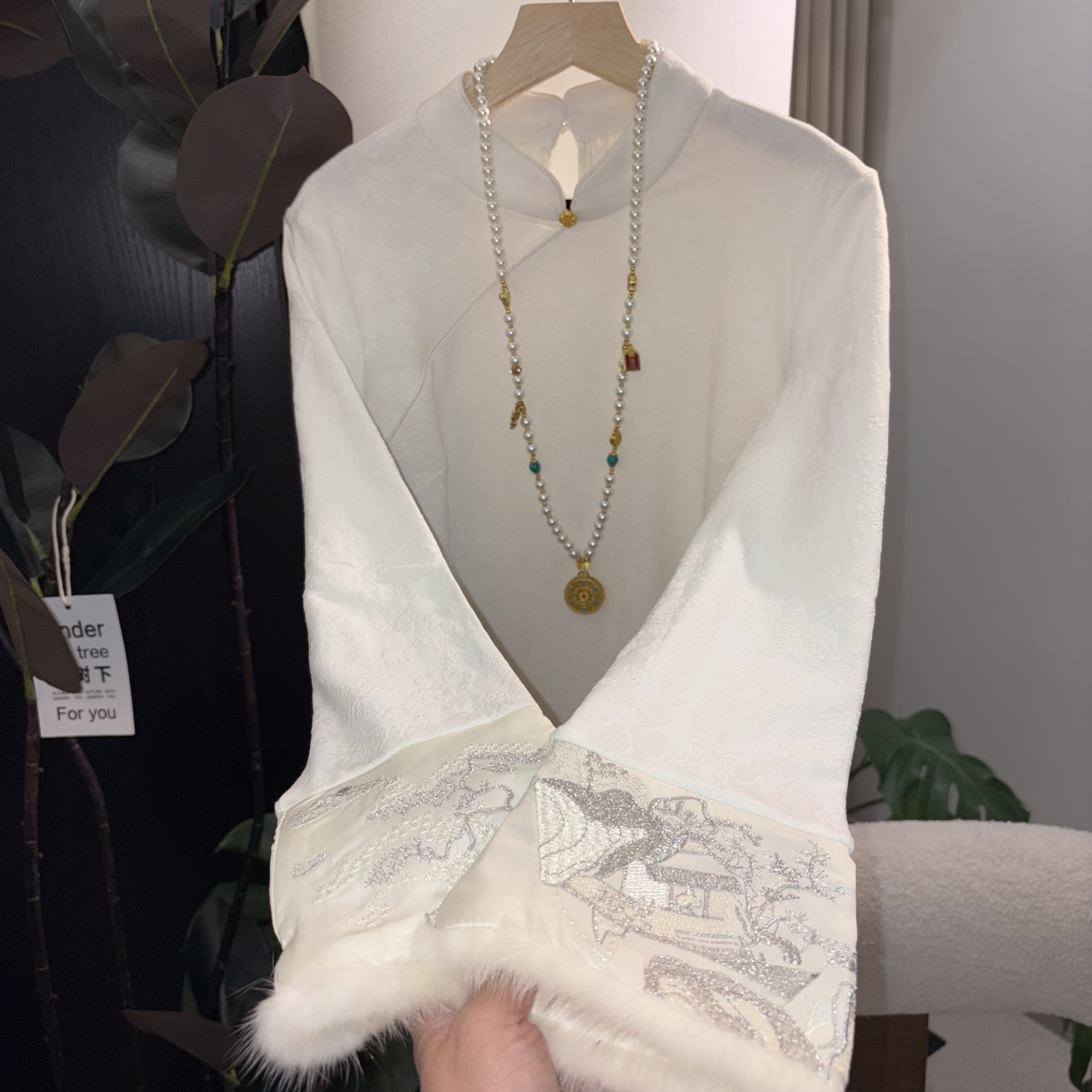 “春风解意”水貂毛拼接刺绣打底衫 加绒加厚新中式提花长袖上衣