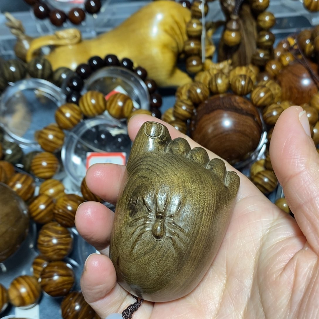 金丝楠木雕工艺品