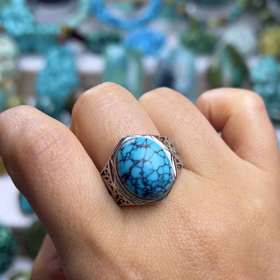 绿松石未镶嵌天然原矿绿松石