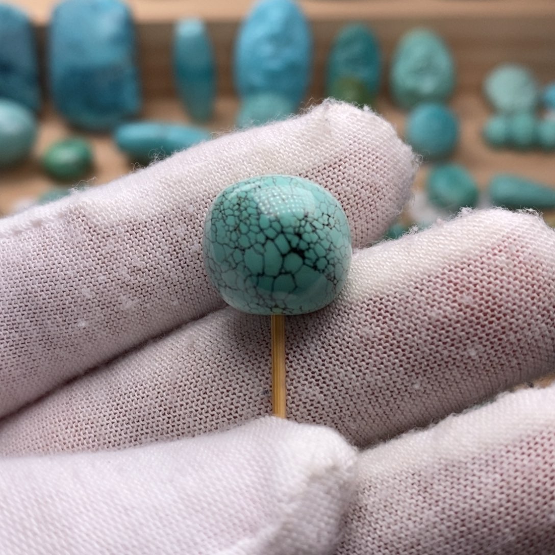 绿松石未镶嵌挂件