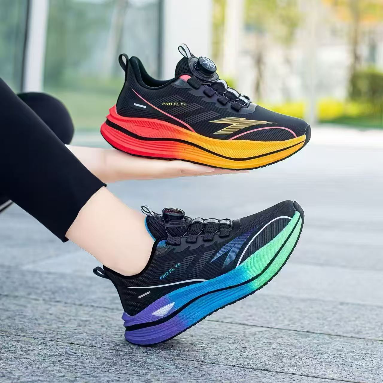 2025秋款运动皮面防水时尚运动鞋百搭透气软底防滑减震网面轻便