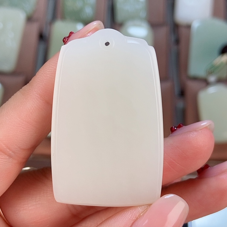 【闪购商品】和田玉（糖玉）颈饰未镶嵌