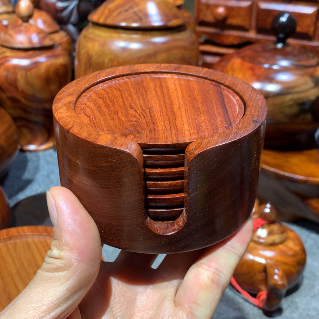 用***6木缅甸花梨杯垫一套