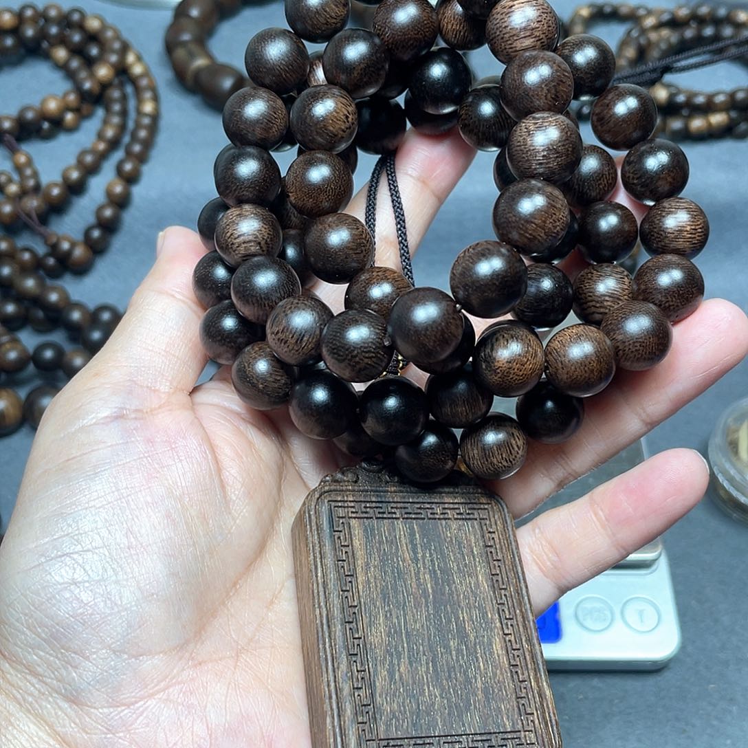 手串沉香木宝****卖芽庄白棋1.2