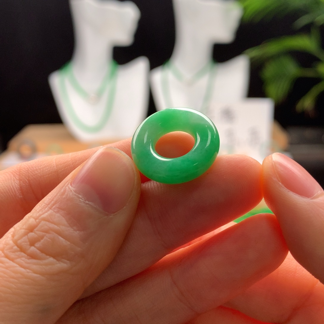 翡翠手链未镶嵌豆****啊天然缅甸A货翡翠