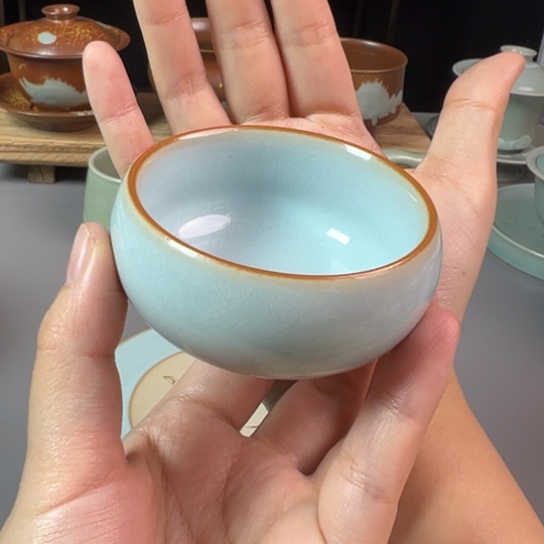 杯到手两只，不带礼盒，