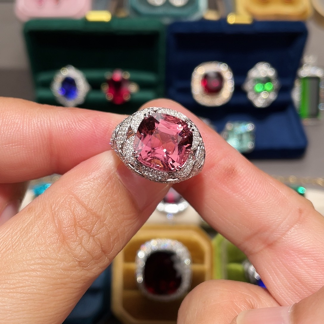 戒指碧玺18K金镶嵌7.13ct