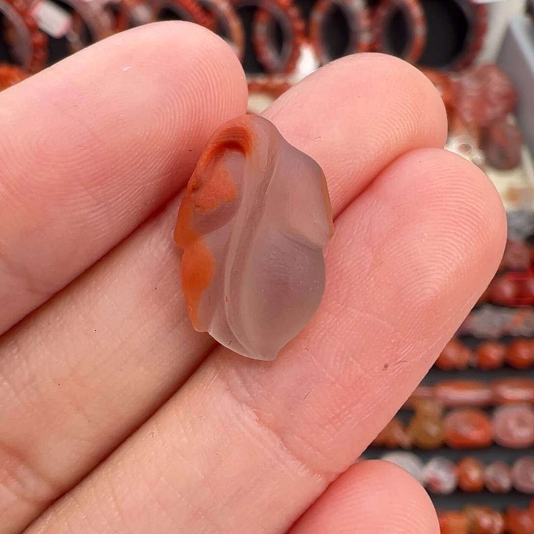 南红玛瑙未镶嵌颈饰冰飘金枝玉叶