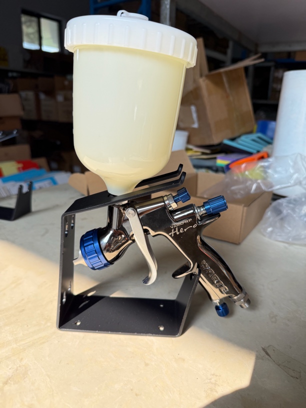 油漆喷漆枪架子上壶喷枪支架固定架汽车喷枪支架纸漏斗专用支架