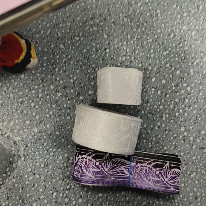 织绣零零零零零零白玻璃百合