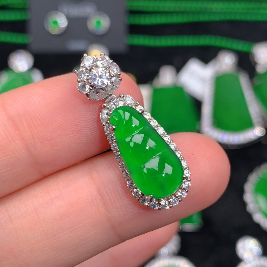 翡翠吊坠(不含链)银S925镶嵌