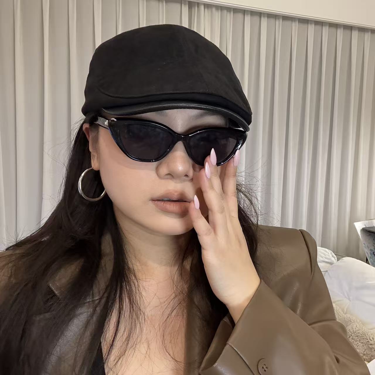 281韩版秋冬百搭女款复古灯芯绒前进帽