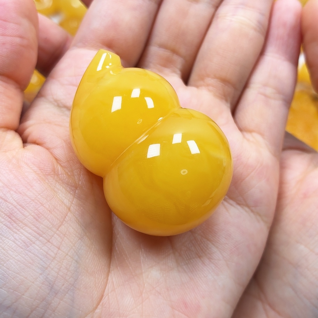 蜜蜡未镶嵌颈饰焦皮满蜡妖花葫芦