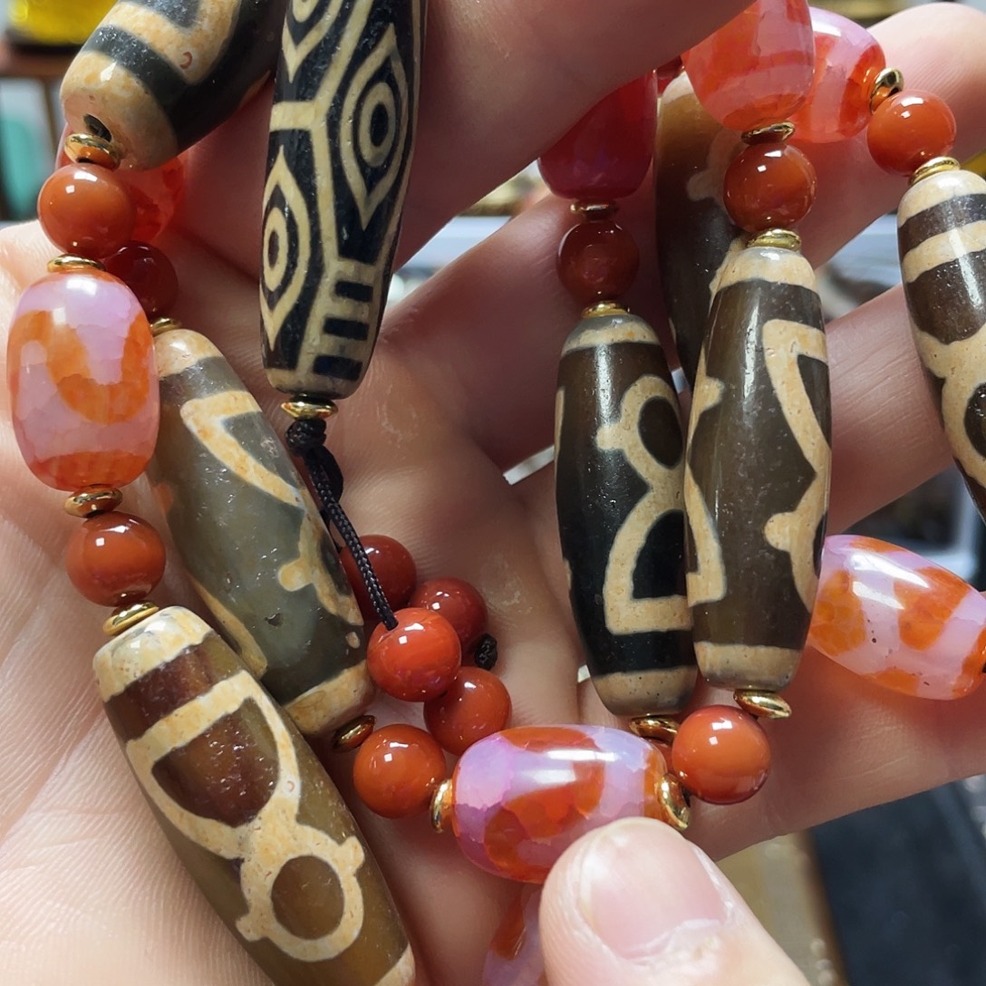 玛瑙/玉髓未镶嵌多样性发一