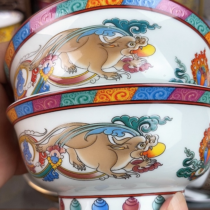 景德镇陶瓷藏式茶碗