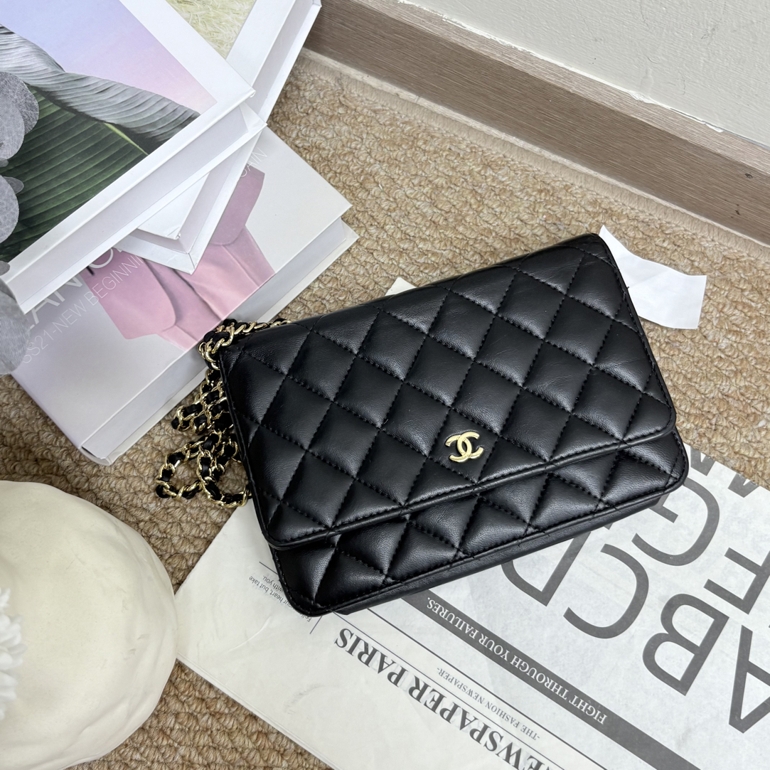 95新 Chanel/香奈儿 九成新光面黑金款式woc斜挎包