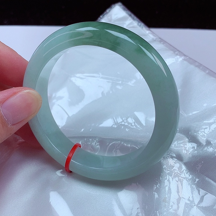 翡翠手镯未镶嵌54-55圈