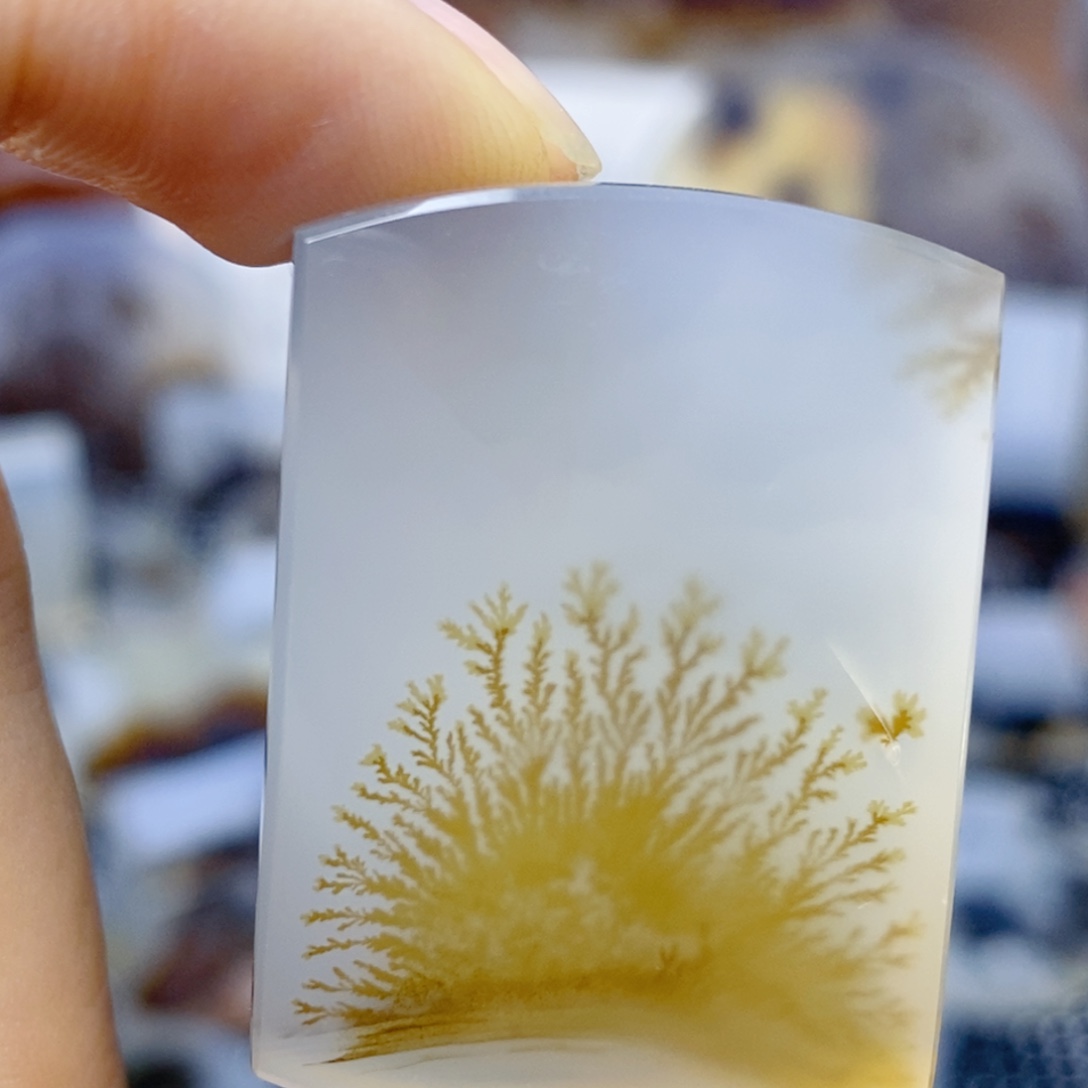 玛瑙/玉髓未镶嵌珠宝奇石