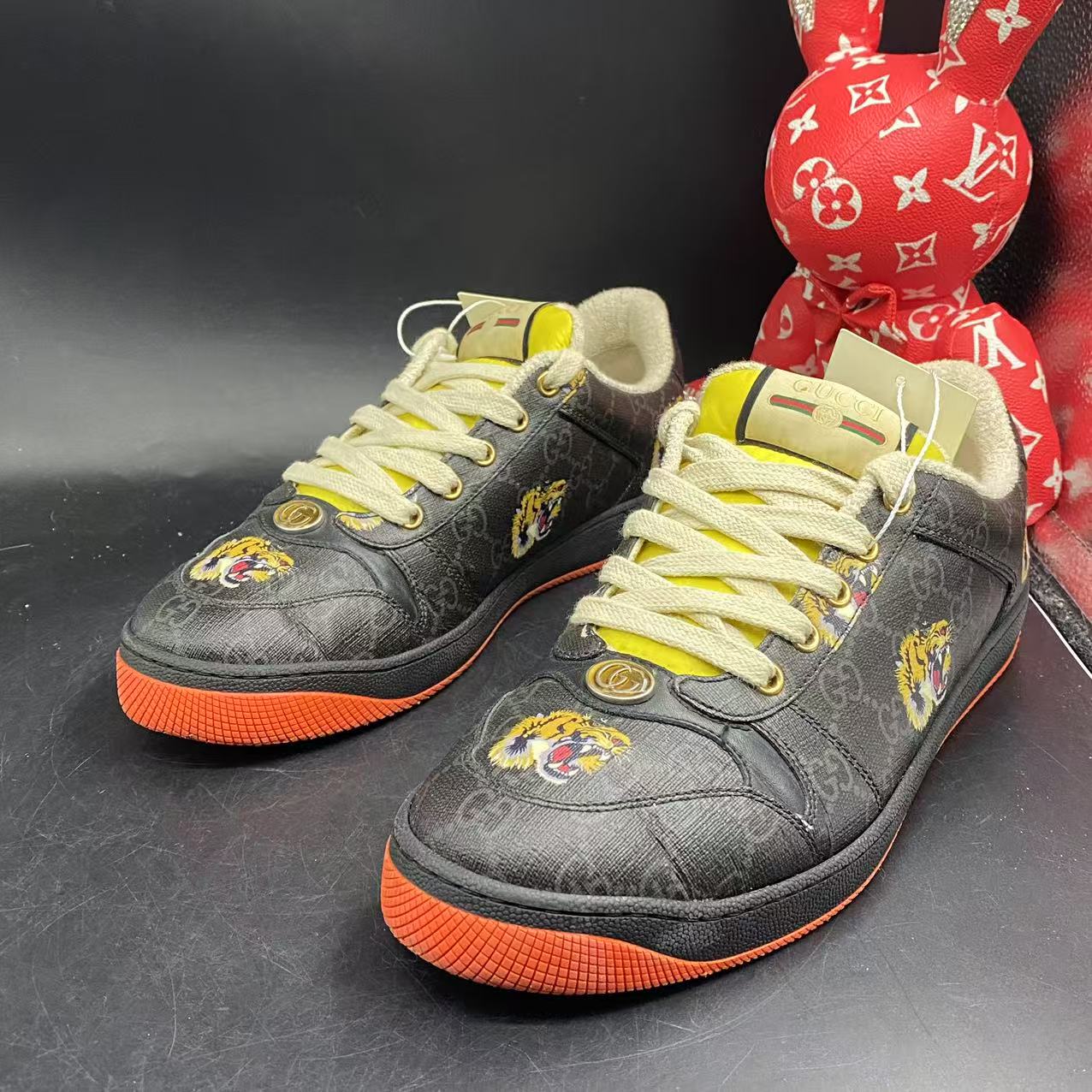 95新 GUCCI/古驰 【聚星优选】黑老花虎头脏脏鞋41欧码cat544