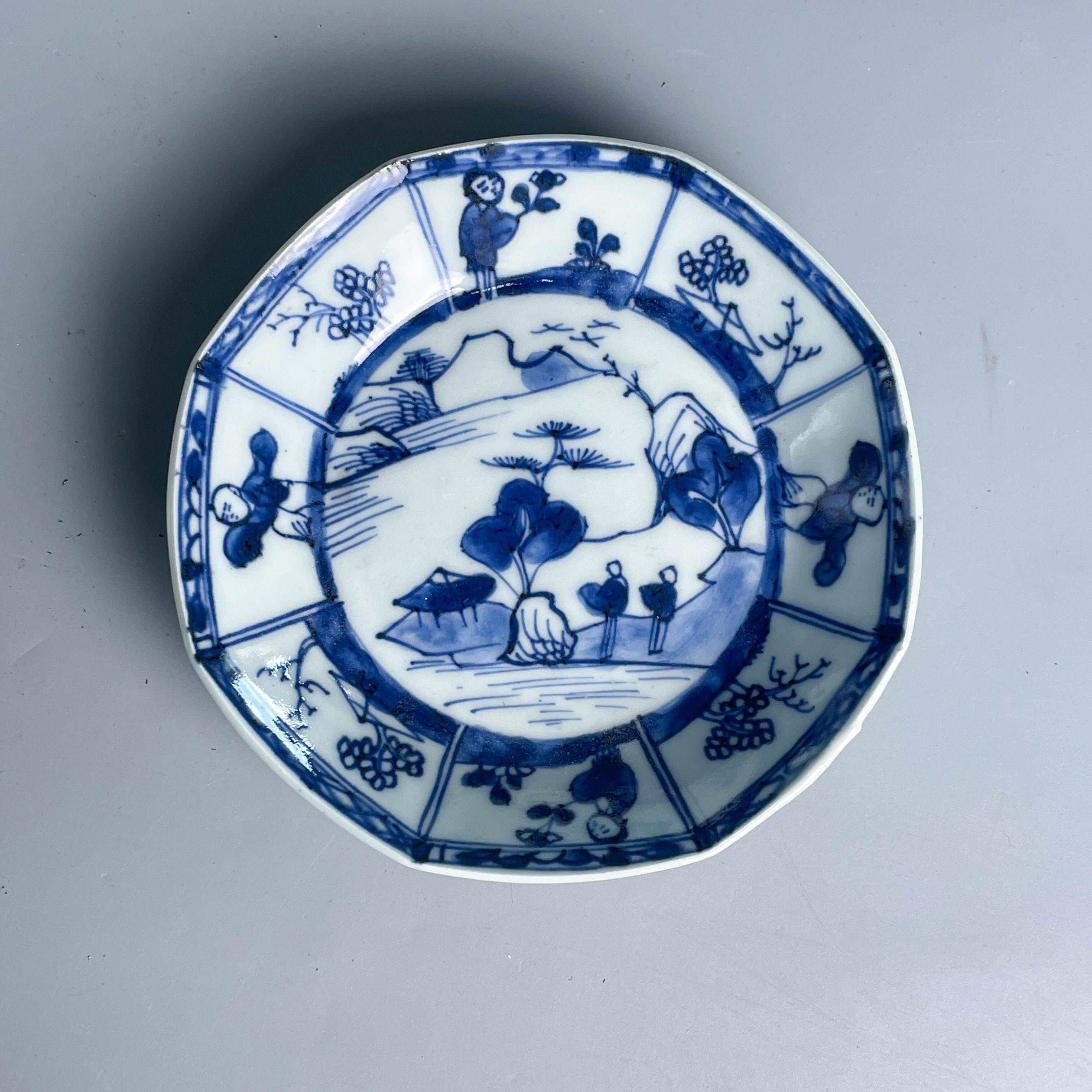 M25HM019A56 - 清康熙青花三绝纹盘