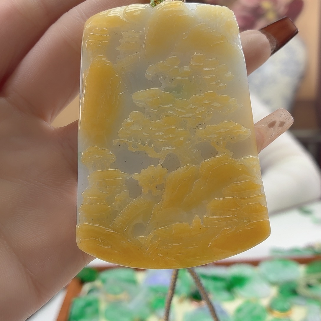翡翠未镶嵌颈饰翡翠