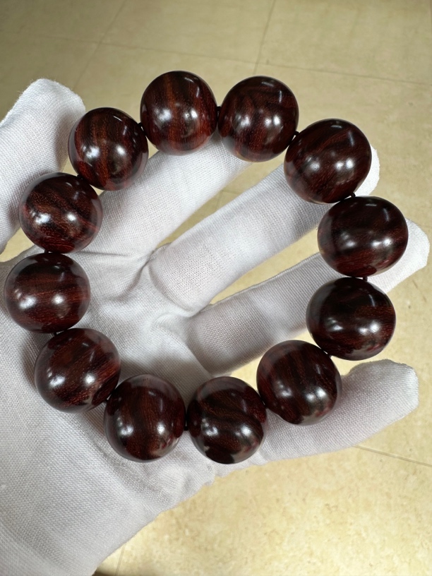 2.0A海南黄花梨干料紫油梨手串多样性发一