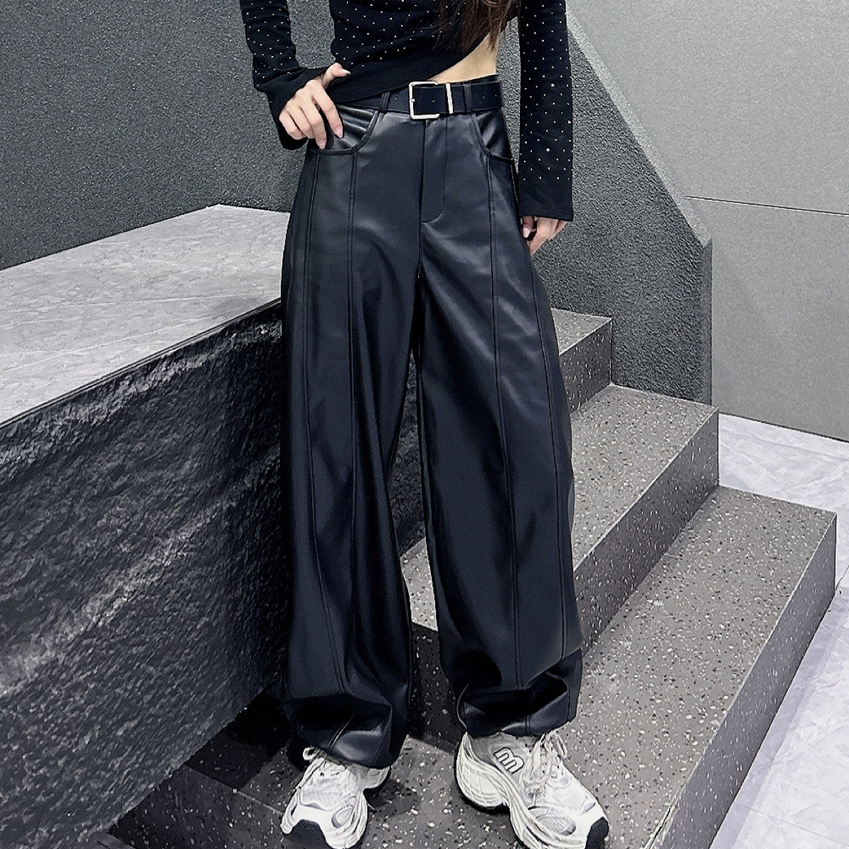 NH2627款秋冬皮裤弯刀裤配腰带