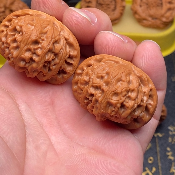 明***福文玩核桃把件文玩核桃43宫灯