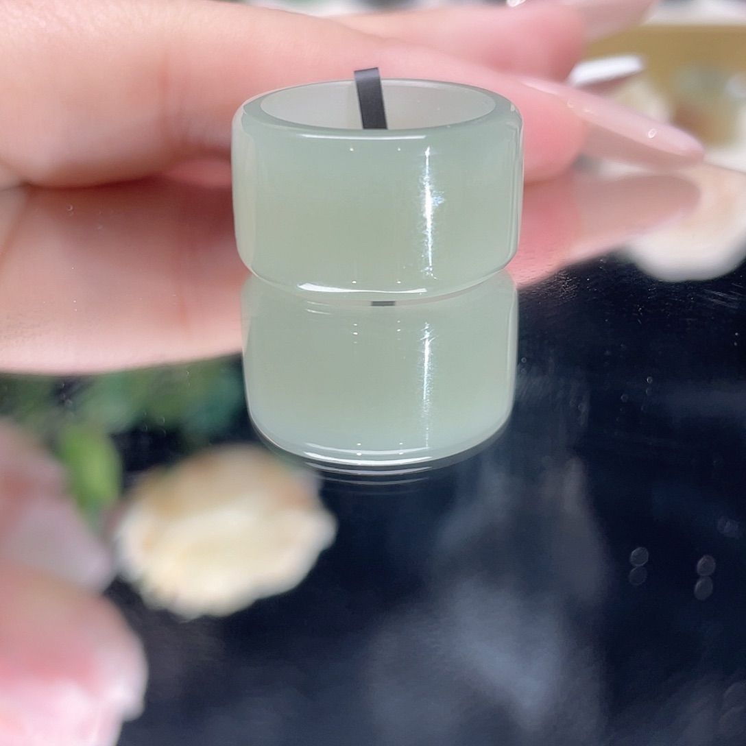 和田玉戒指未镶嵌8-16.6