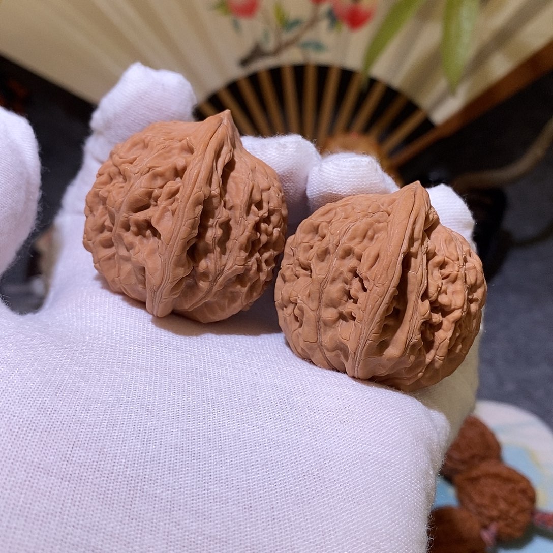 天***诚文玩核桃吊坠40全品望月