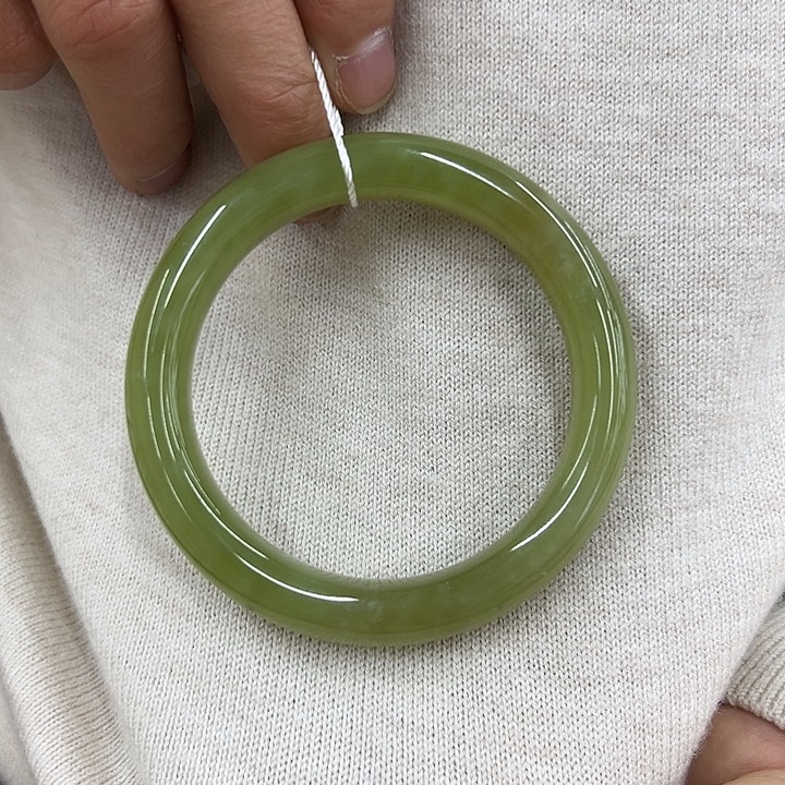 和田玉手镯未镶嵌清***珠