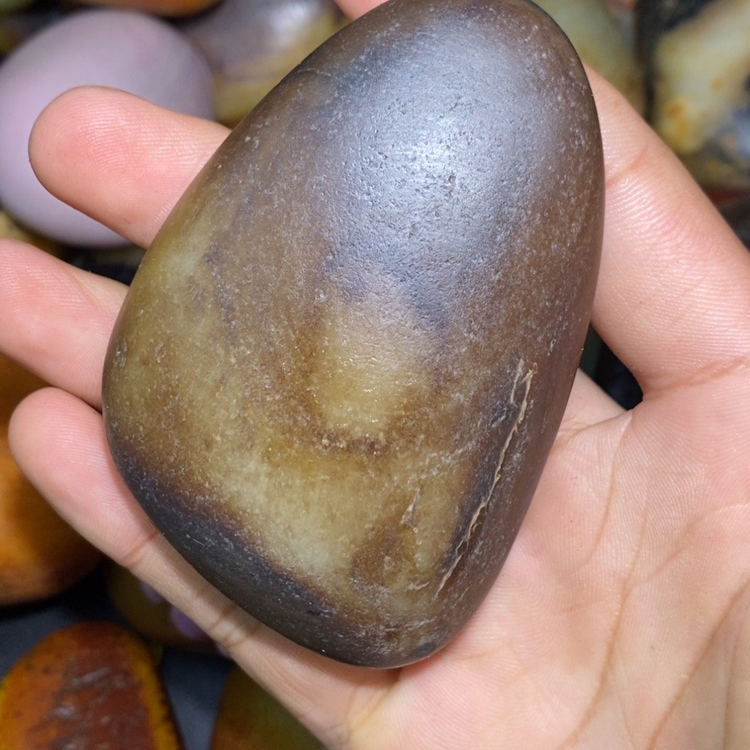 和田玉未镶嵌珠宝奇石