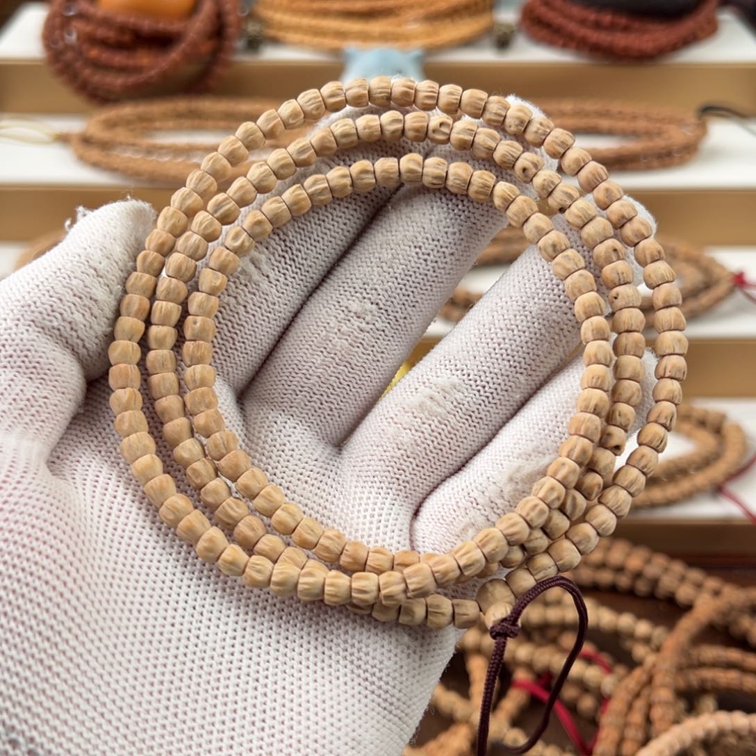 柏香籽/百香籽吊坠5.5