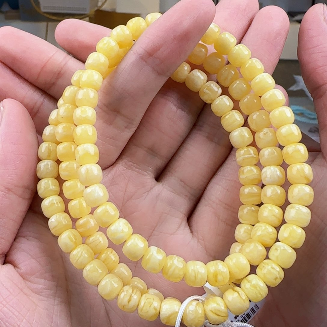 琥珀裸石未镶嵌蜜蜡