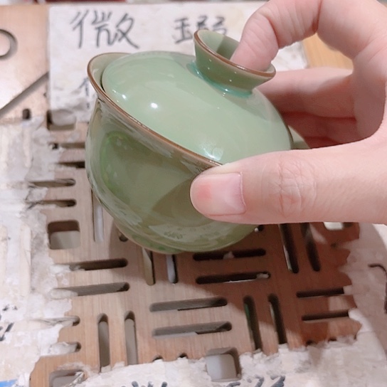 微瑕介意的勿拍，喜欢再下单，谢谢支持