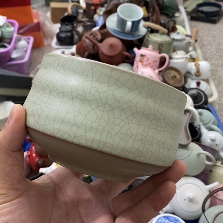 陶瓷艺术品及陶瓷壶