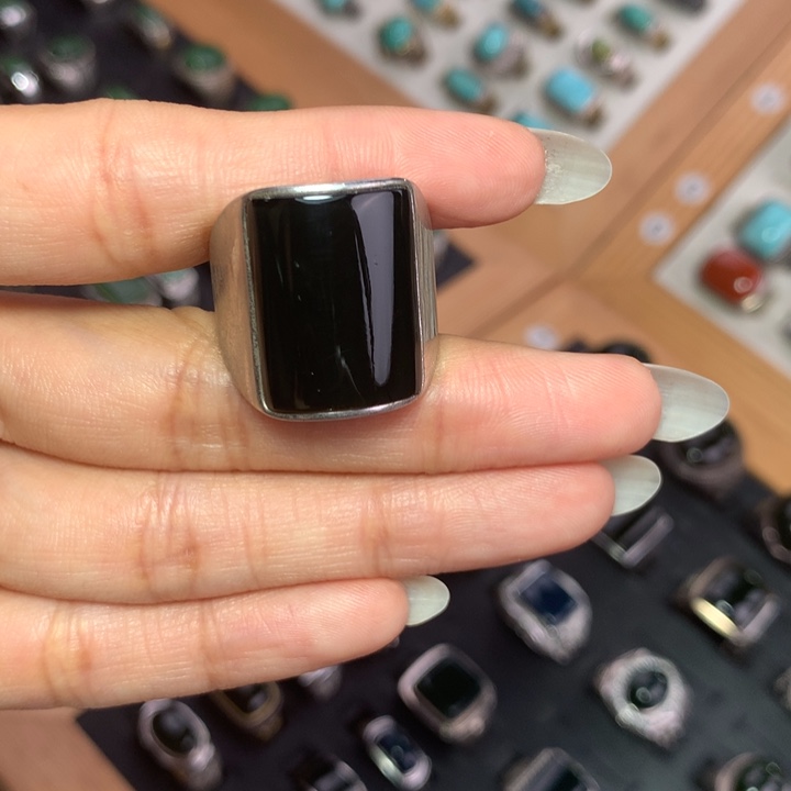 老***虎琥珀银S925镶嵌戒指