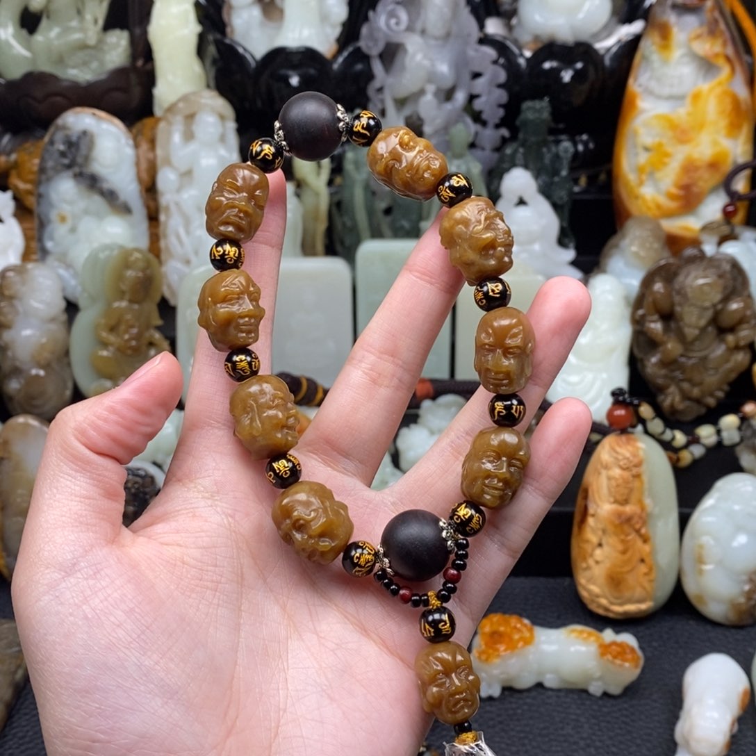 和田玉颈饰未镶嵌飞**鸟