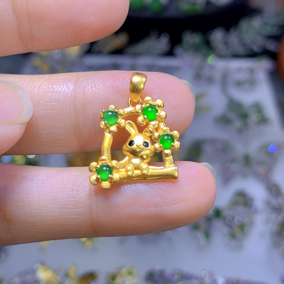 翡翠颈饰银S925镶嵌天然翡翠