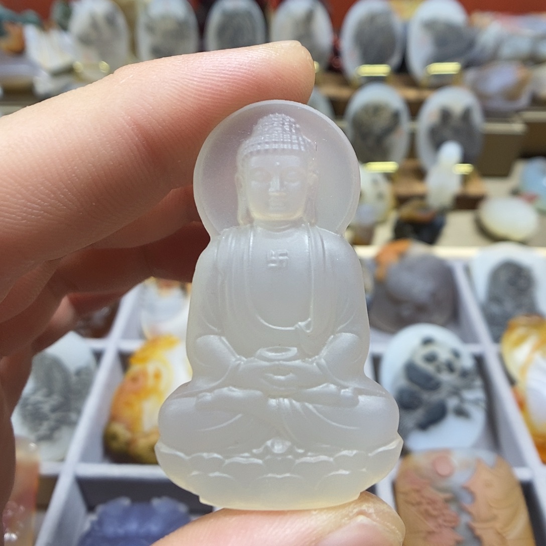 玛瑙/玉髓颈饰未镶嵌