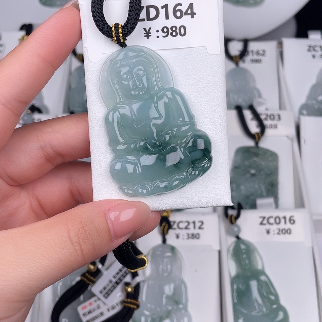 翡翠未镶嵌颈饰zd164